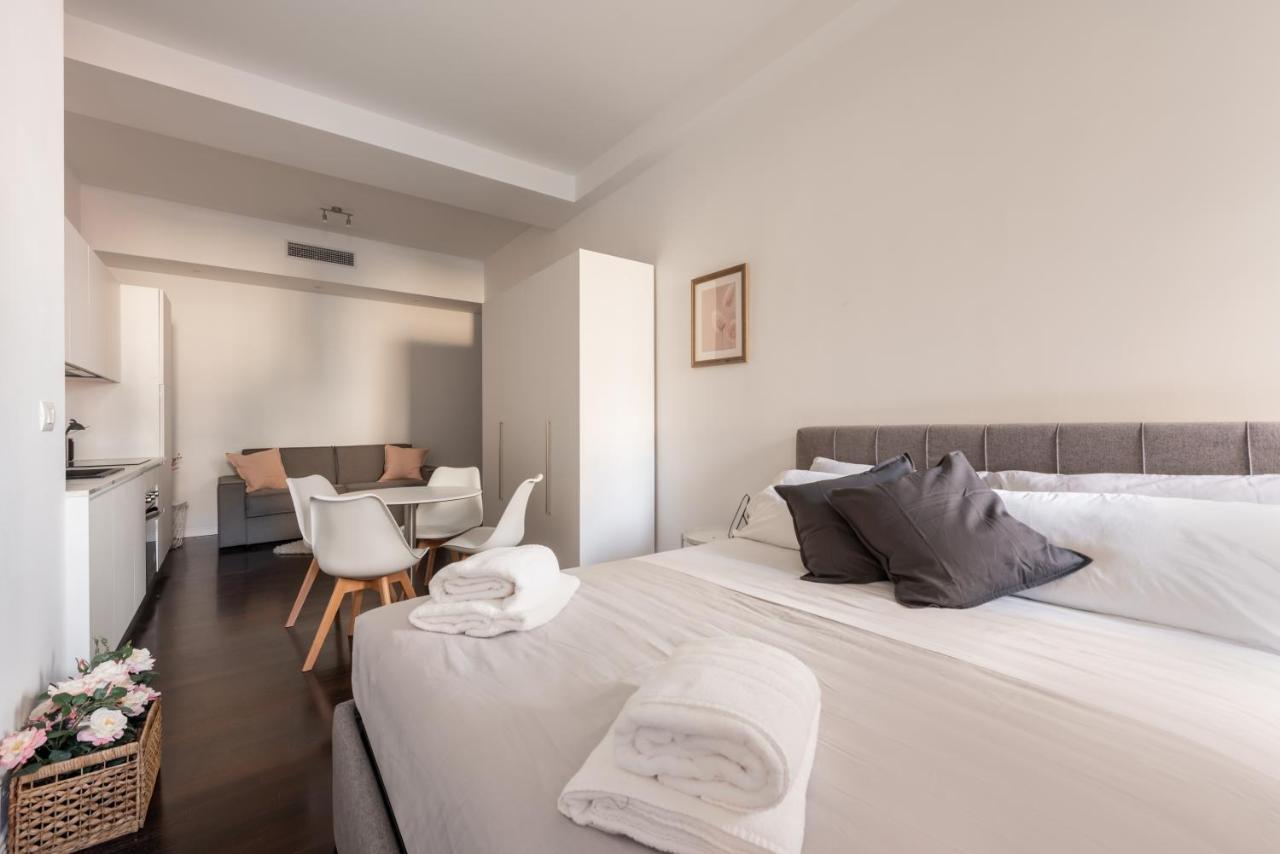 We Home - Bandello House, Corso Magenta 밀라노 외부 사진